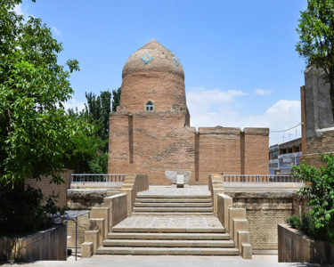 Tomb-of-Esther-and-Mordechai